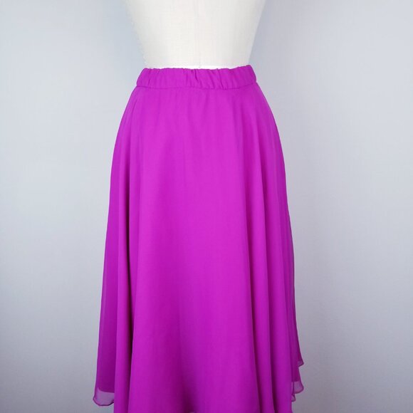 Vintage 1980's Fuchsia Sequin Ruffled Blouse & Skirt Set by Nancy Bracoloni - Picture 14 of 15